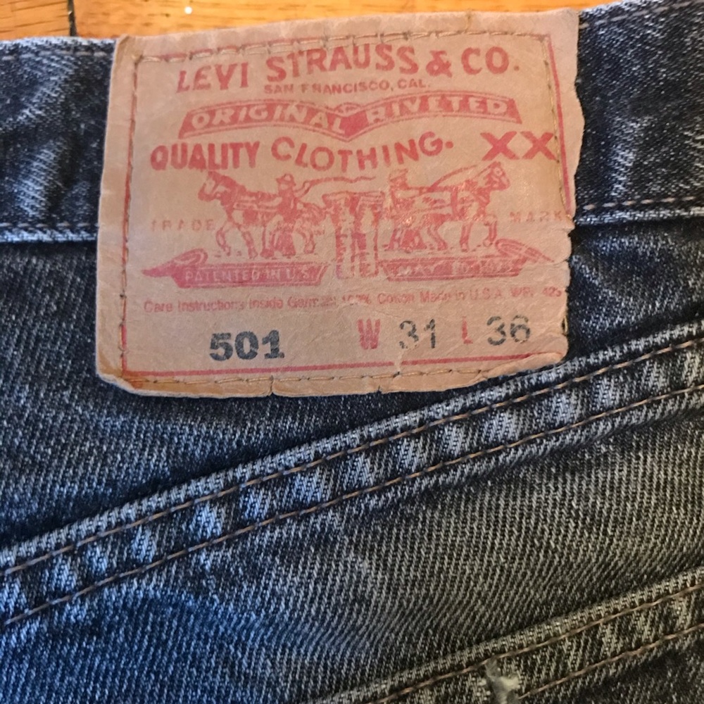 SOLD Vintage Levi’s 501 Black Jeans - 31 W